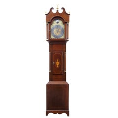 Horloge à long plateau en acajou marqueté du XVIIIe siècle par William Underwood de Londres