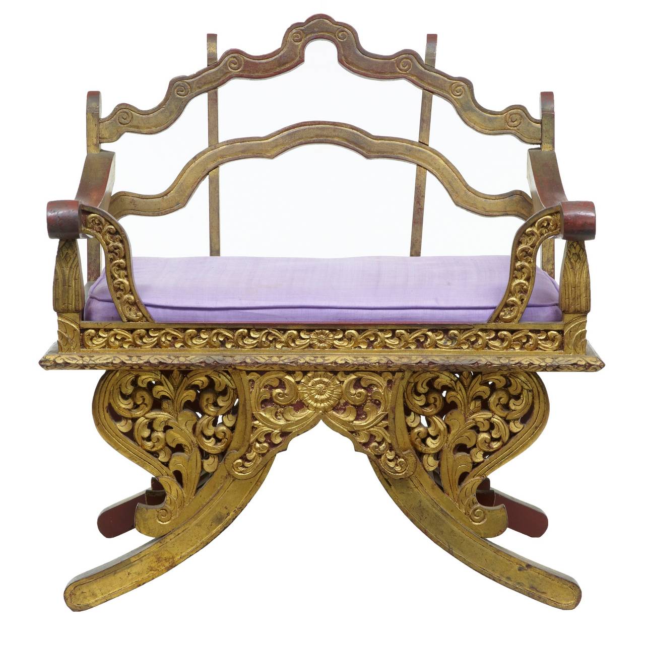Carved gilt howdah chair circa 1890 

Profusely carved, with pierced carving. Original bamboo seat with later cushion

HEIGHT: 36 1/4