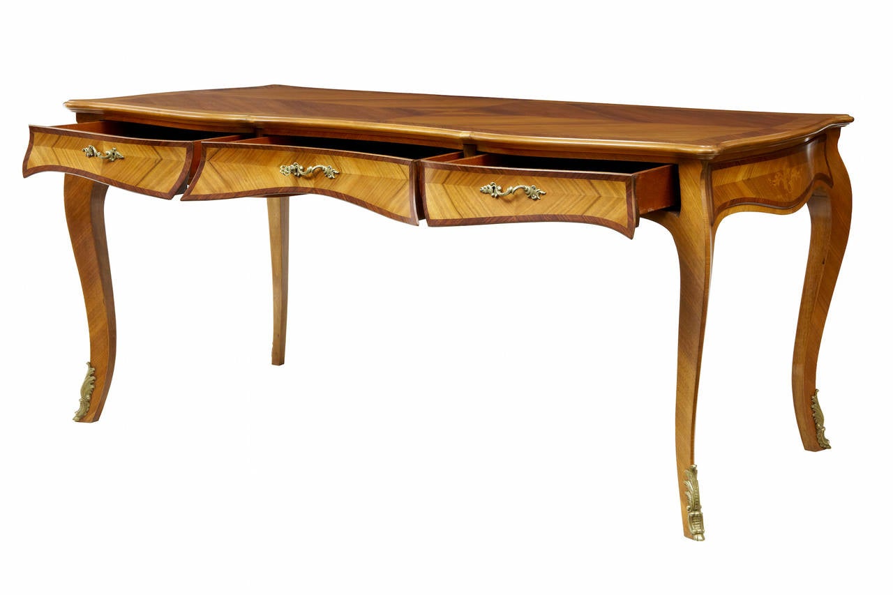 Louis XV 19th Century French Kingwood Bureau Plat Desk