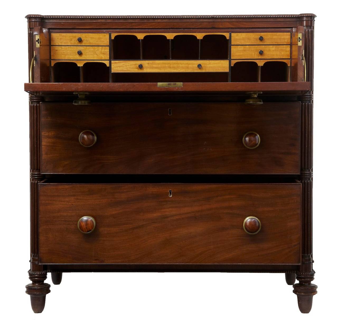 Lovely quality mahogany secretaire chest circa 1830. 

3 long drawers with original brass handles , the top drawer pullsout to reveal a pull down drawer front which has a leather writing surface. Fitted satinwood interior and ebony lined pigeon