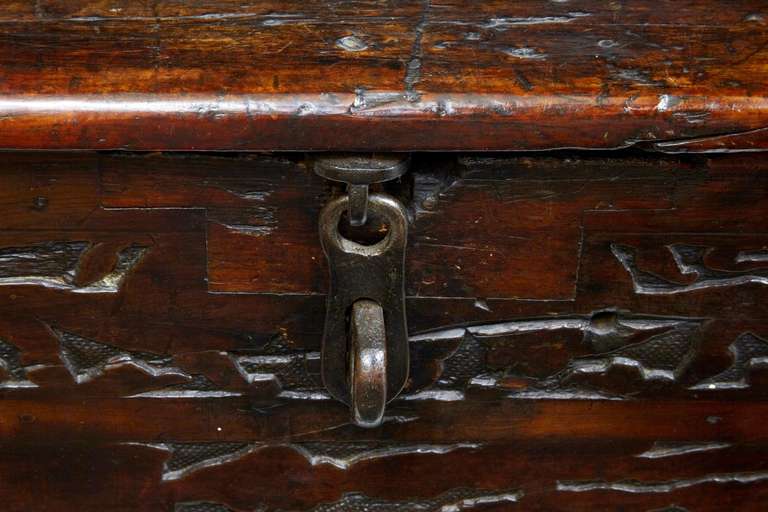 Late 16th/Early 17th Century Alto Adige Cedar Cassone With High Quality Penwork In Excellent Condition In Debenham, Suffolk
