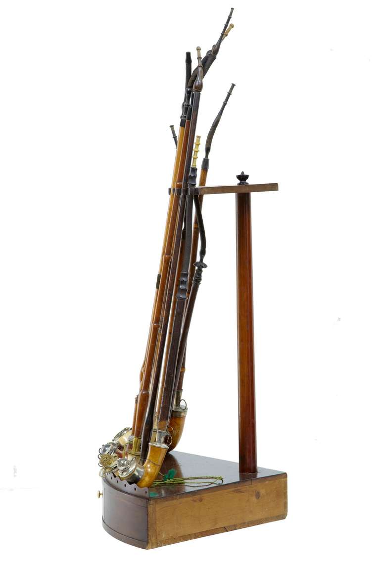 Here We Have A Fine Display Of 10 Meerschaum Pipes On Mahogany Pipe Rack.

Mahogany Rack Features One Drawer And Space To House 12 Racks.

10 Meerschaum Pipes Of Various Designs With Silver And Nickel Silver Mounts, Pipe Bowls In Various Woods.