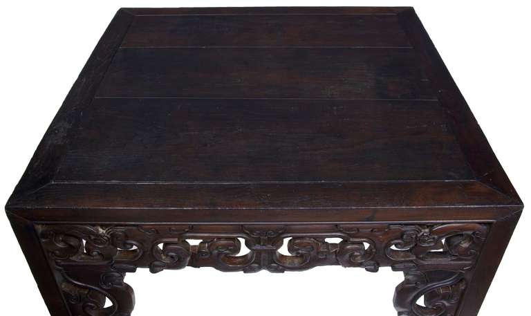 18th Century Qing Dynasty Hardwood Free Standing Table In Excellent Condition In Debenham, Suffolk