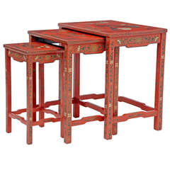 Antique 20th Century Set of Japanese Red Lacquered Nesting Tables