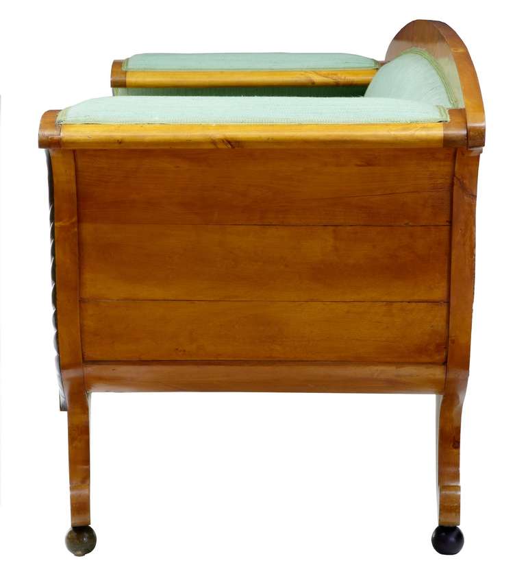 19th Century Swedish Birch Neoclassical Sofa In Excellent Condition In Debenham, Suffolk