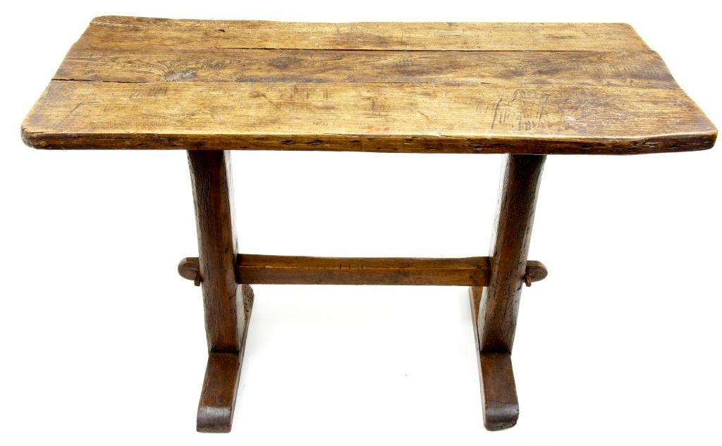 UNUSUAL VICTORIAN RUSTIC SOLID OAK SMALL TABLE