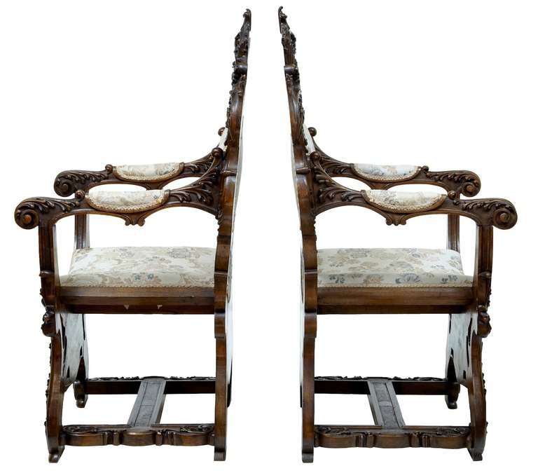 Rococo Pair of Rare 19th Century Savonarola Dantesca Italian Walnut Throne Armchairs