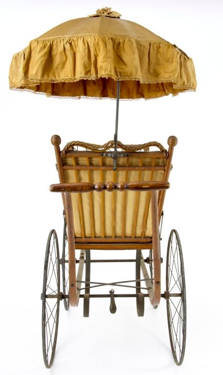 19TH CENTURY VICTORIAN PRAM 1