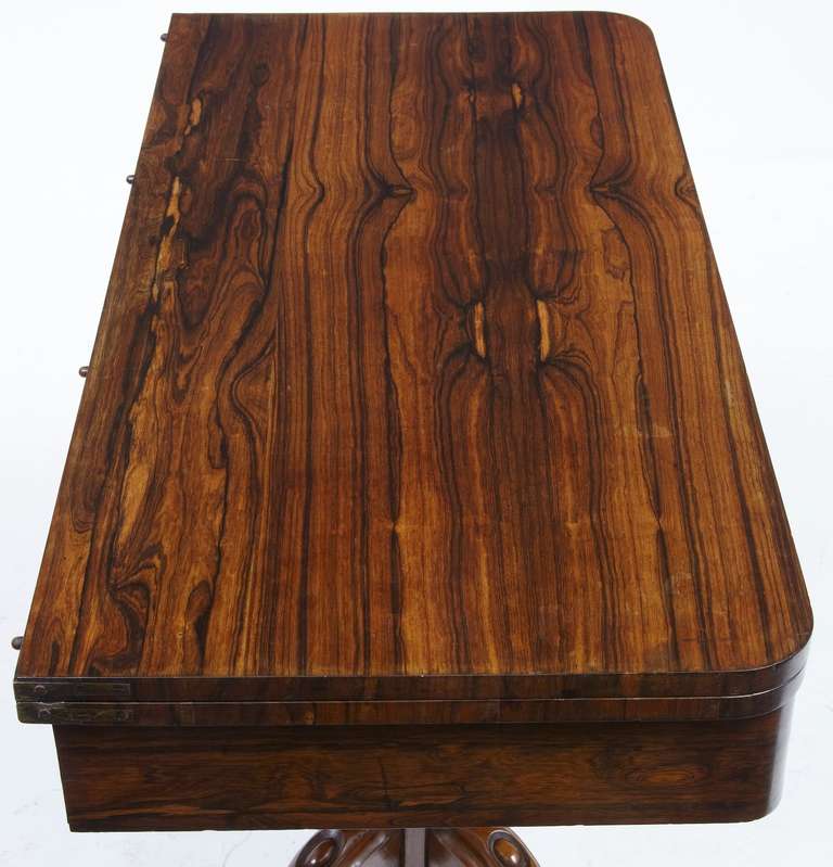 Early Victorian Carved Rosewood Tea Table In Excellent Condition In Debenham, Suffolk