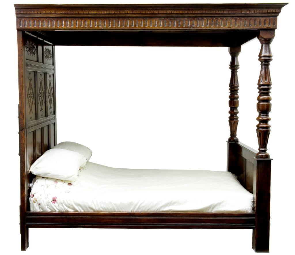 Here We Have A Lovely Four Poster Bed In Oak, 20th Century Carved In The William And Mary Style