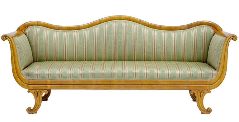 Beautiful Quality Roll Top Arm Sofa, Features Cornucopia Carved Legs, Even The Back Legs Are Carved To Face The Front. 

Serpentine Shaped Back. 

Good Clean Upholstery Which Is Ready For The Home. 

Height: 37 3/4