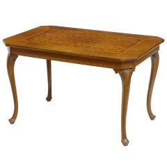 Early 20th Century, Italian Walnut Sorrento Parquetry Inlaid Side Table
