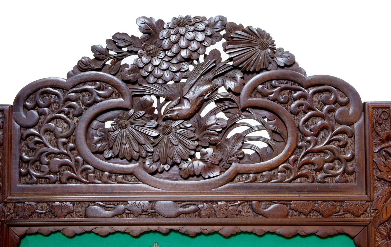 Early 20th Century Carved Hardwood Chinese 4 Panel Screen In Good Condition In Debenham, Suffolk