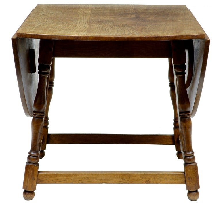 20th Century American Influenced Oak And Elm Gateleg Dining Table