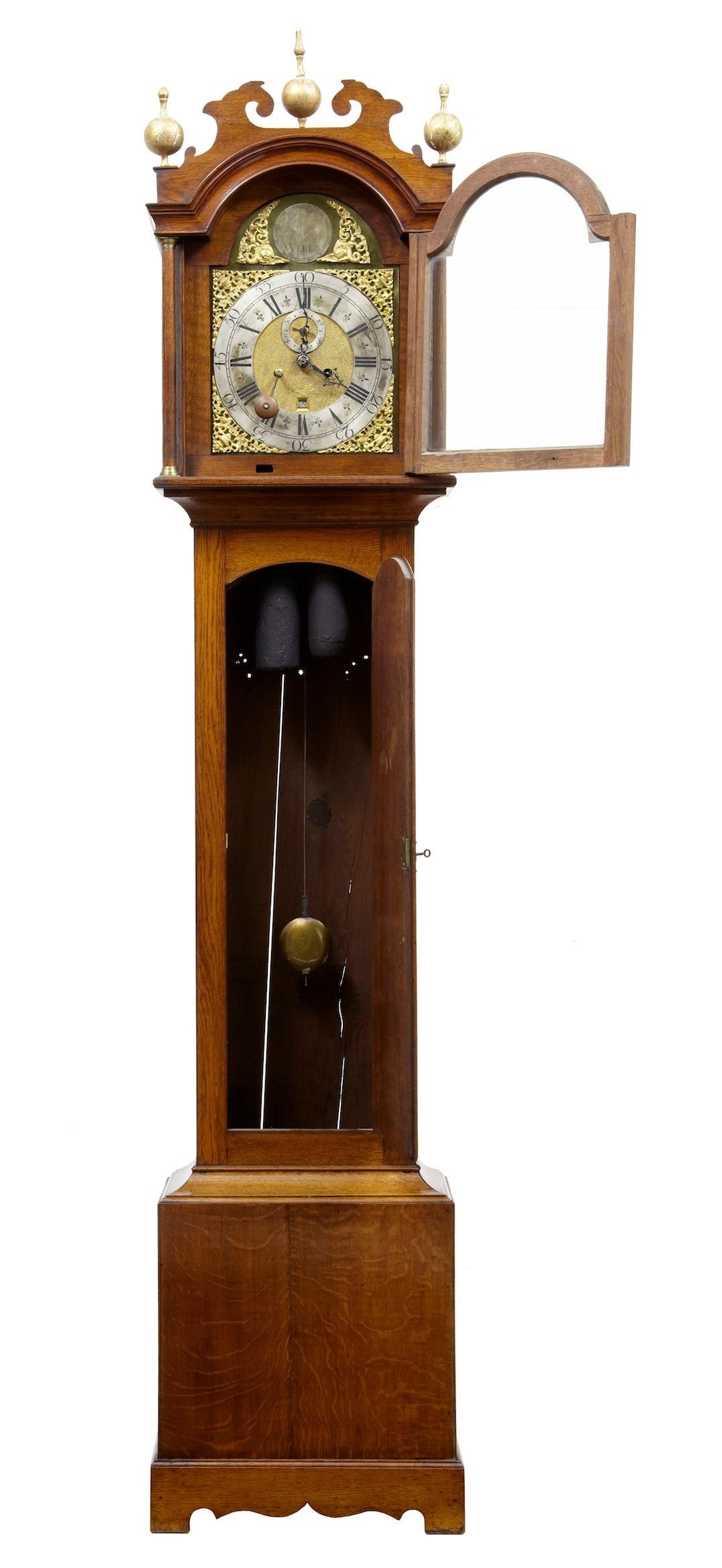 Excellent quality oak longcase clock, circa 1790. 

Second hand dial and date. Original wind on arm. Gilt finials to hood.

Dial would benefit a professional clean

We recommend that this clock is professionally serviced, which we could