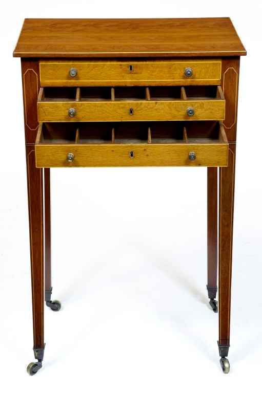 19TH CENTURY ANTIQUE INLAID MAHOGANY WORK TABLE

WITH 2 DRAWERS WITH COMPARTMENTS AND LIFT UP TOP CIRCA 1810