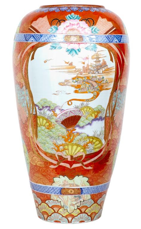 19th Century Antique Decorative Japanese Imari Vase In Excellent Condition In Debenham, Suffolk
