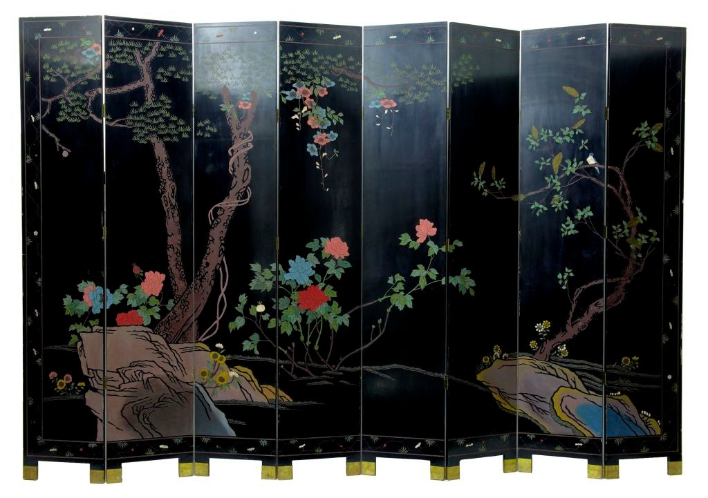 1920's Chinese lacquer 8 fold screen.  Highly detailed screen depicting life in China.