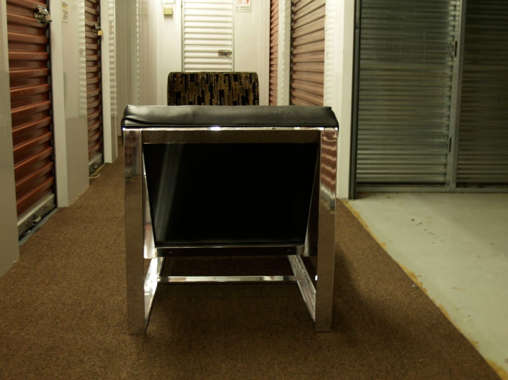 Mid-Century Modern Milo Baughman Chrome Slipper Chair For Sale