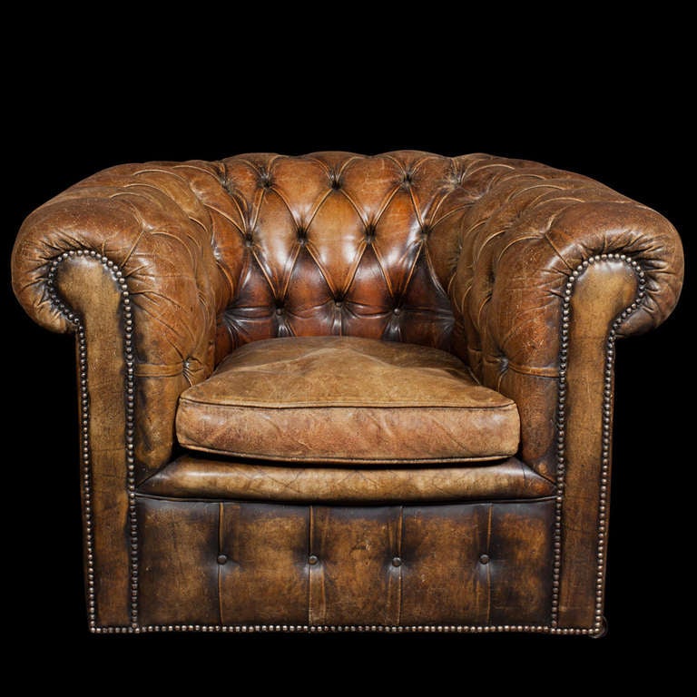 Large Leather English Chesterfield Chair In Fair Condition In Culver City, CA