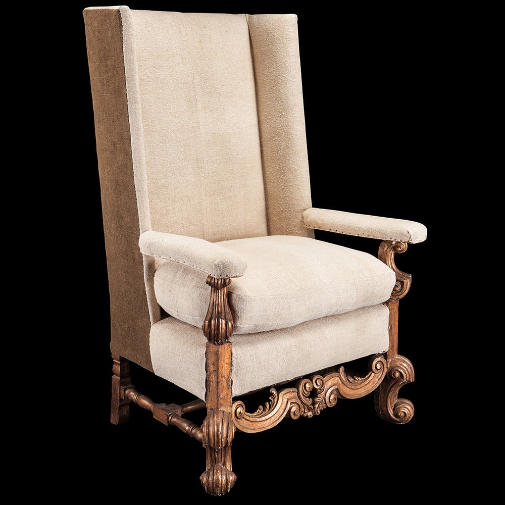 Newly upholstered in natural linen, with original gold paint. 

Unusual form reminiscent of the Ham House 