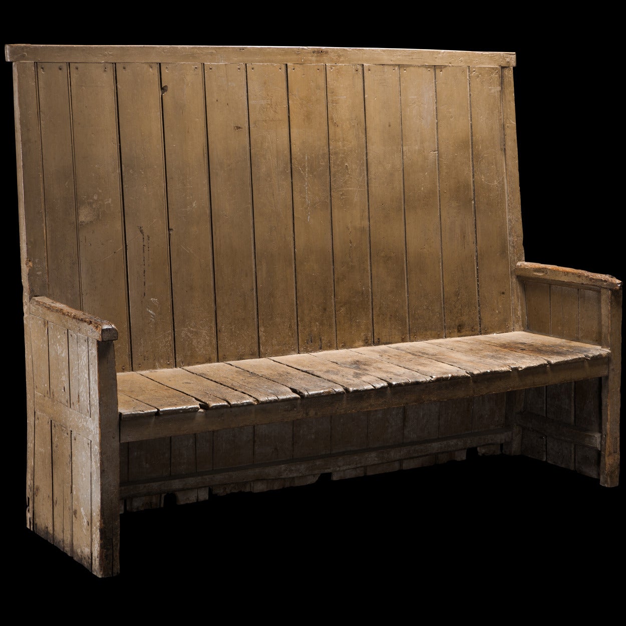 Primitive Pine Settle