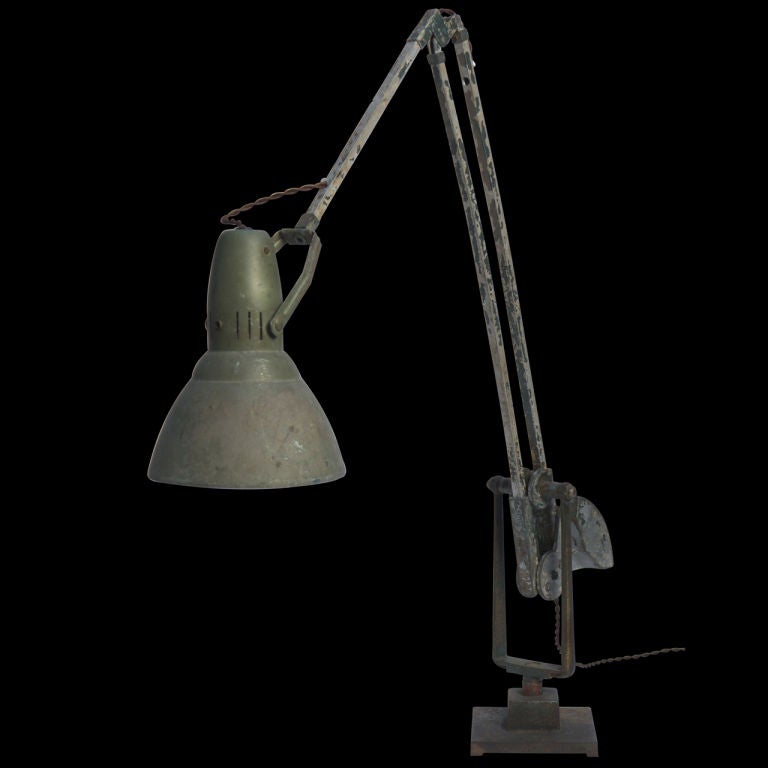 Primitive Counterweighted Desk Lamp