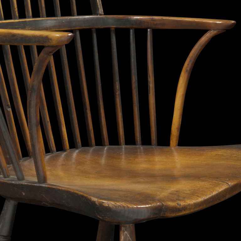English 19th Century Comb Back Windsor Arm Chair