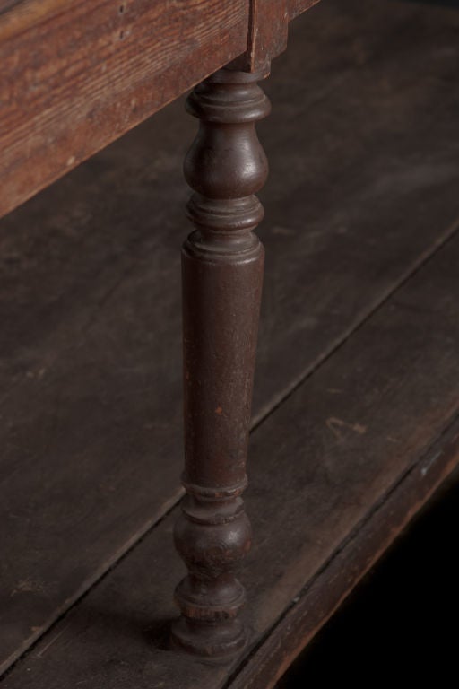 Monumental 19th Century French Tailoring Table In Good Condition In Culver City, CA