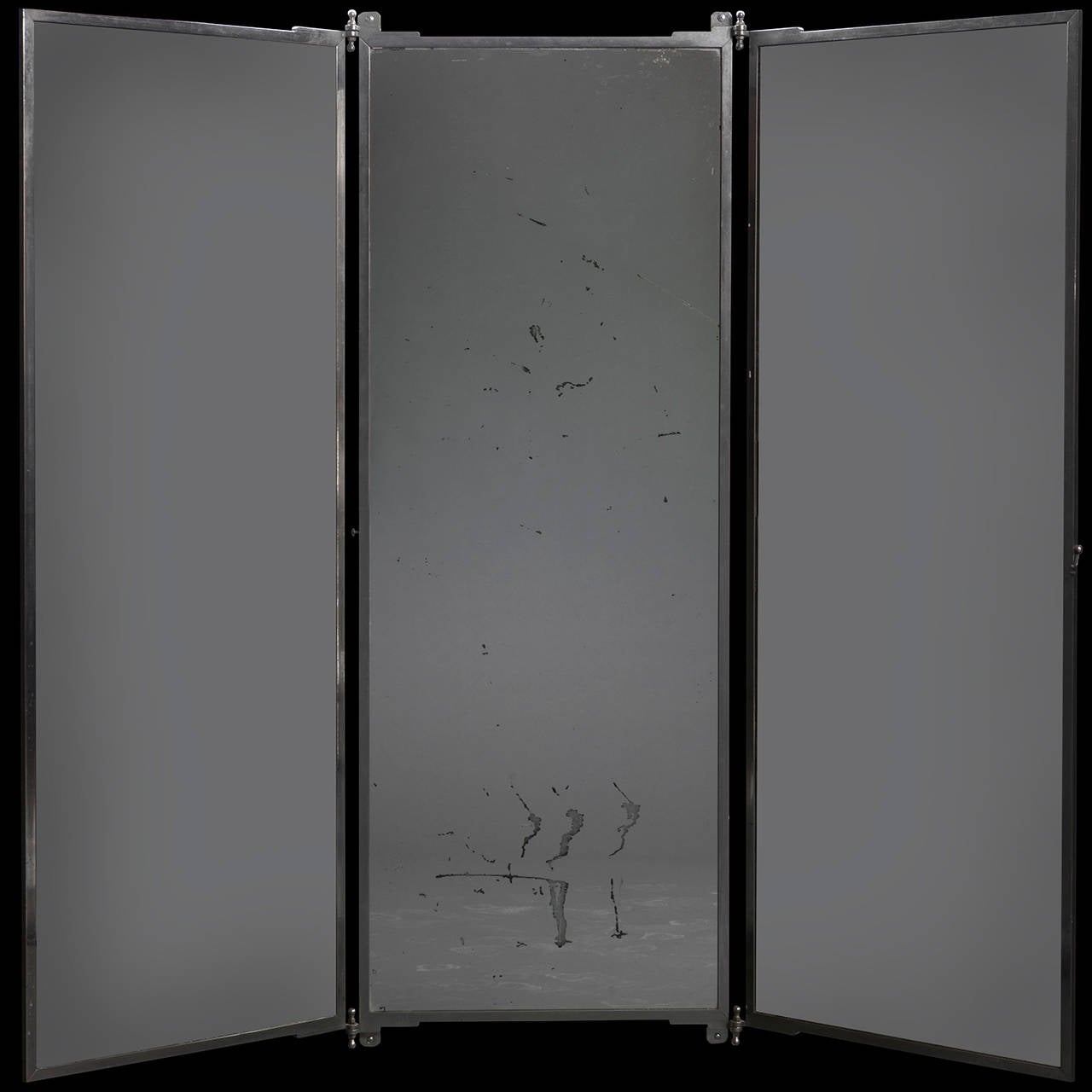 Triple Dressing Mirror
