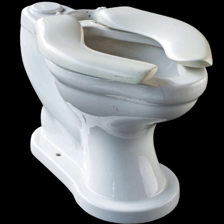 Salesman's Sample Porcelain Toilet In Good Condition In Culver City, CA