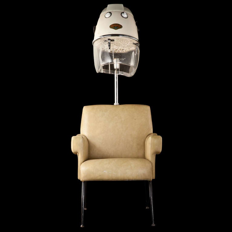 hair dryer with chair