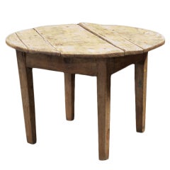 Primitive Pine Coffee/Side Table