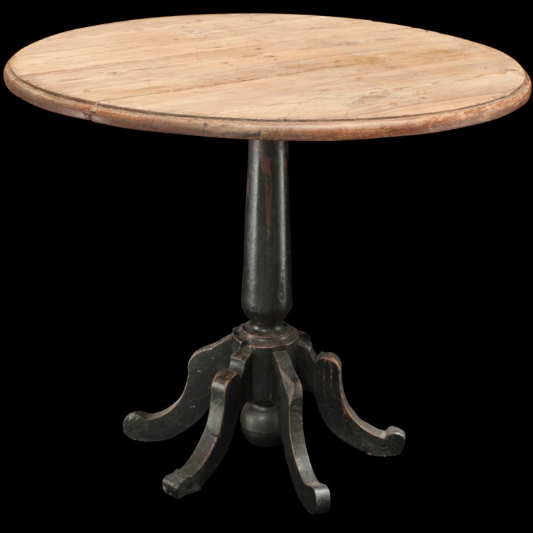 French Large Round Center Table