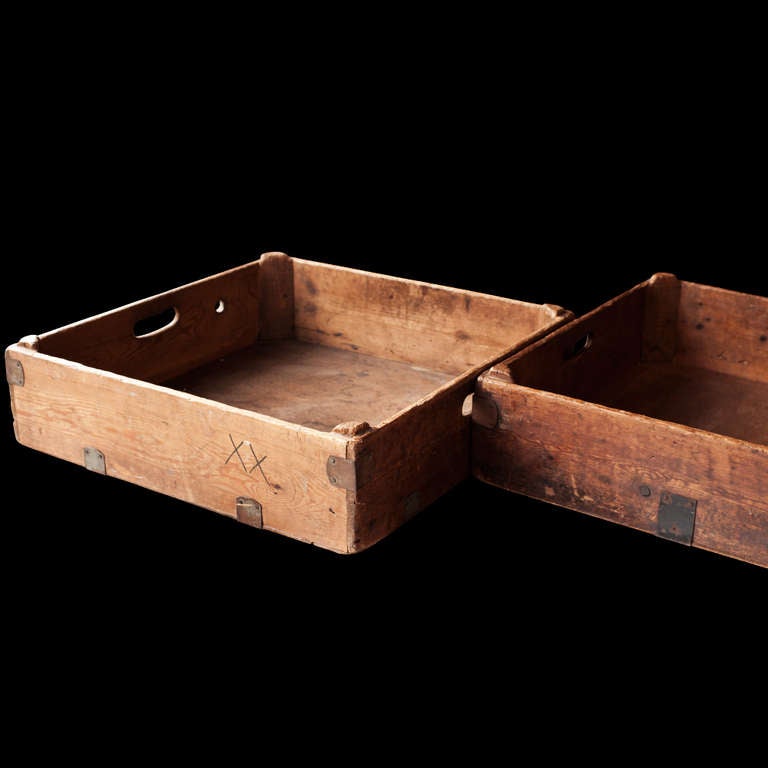 Wooden Serving / Carrying Box  1