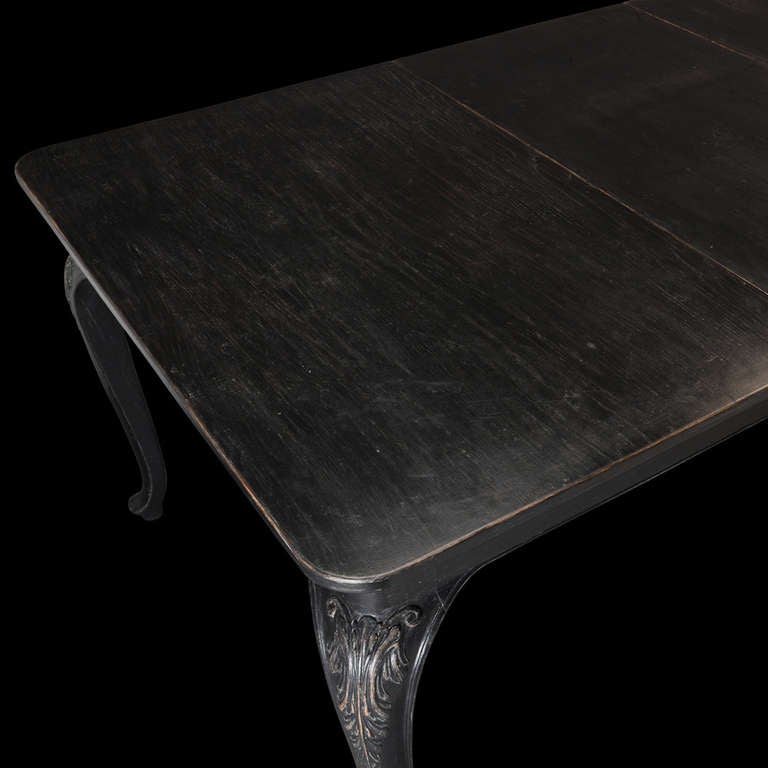 Ebonised Extension Dining Table In Fair Condition In Culver City, CA