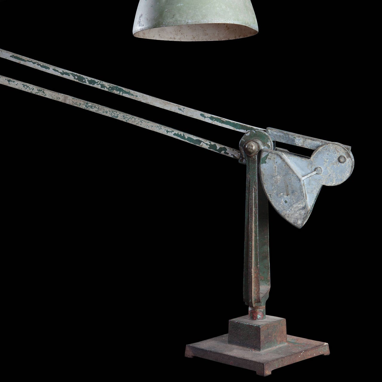 Industrial Counterweight Desk Lamp
