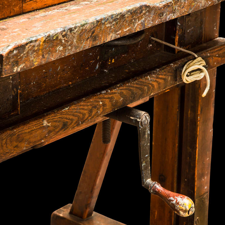 English 19th Century Studio Easel In Good Condition In Culver City, CA