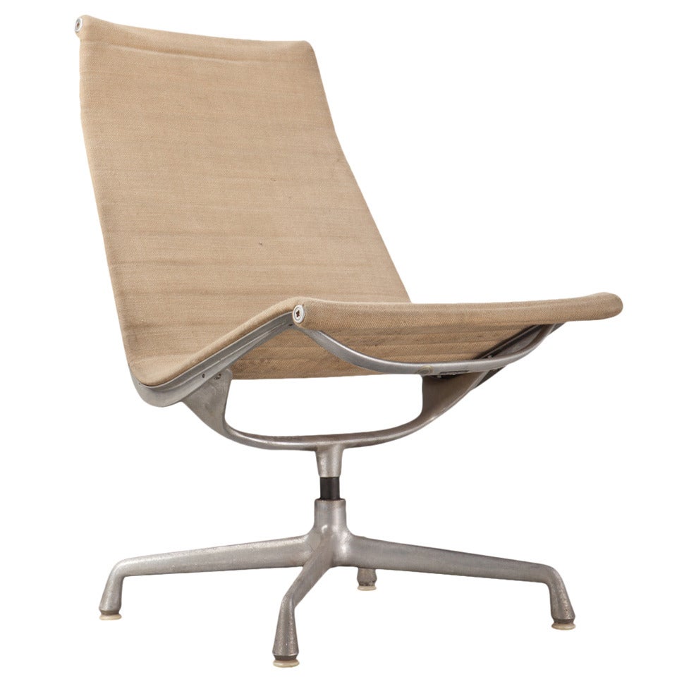 Eames Aluminum Group Outdoor Side Chair