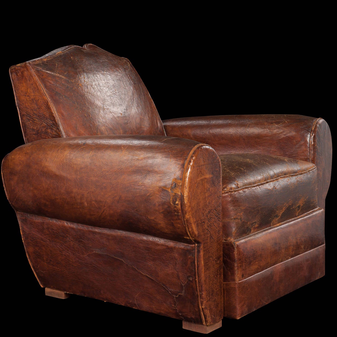 Completely original condition, with beautiful patina and handsome mustache back shape.