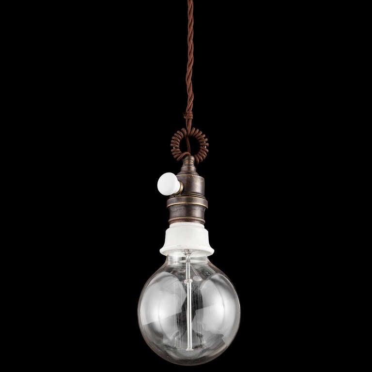 Simple Brass Bulb Light