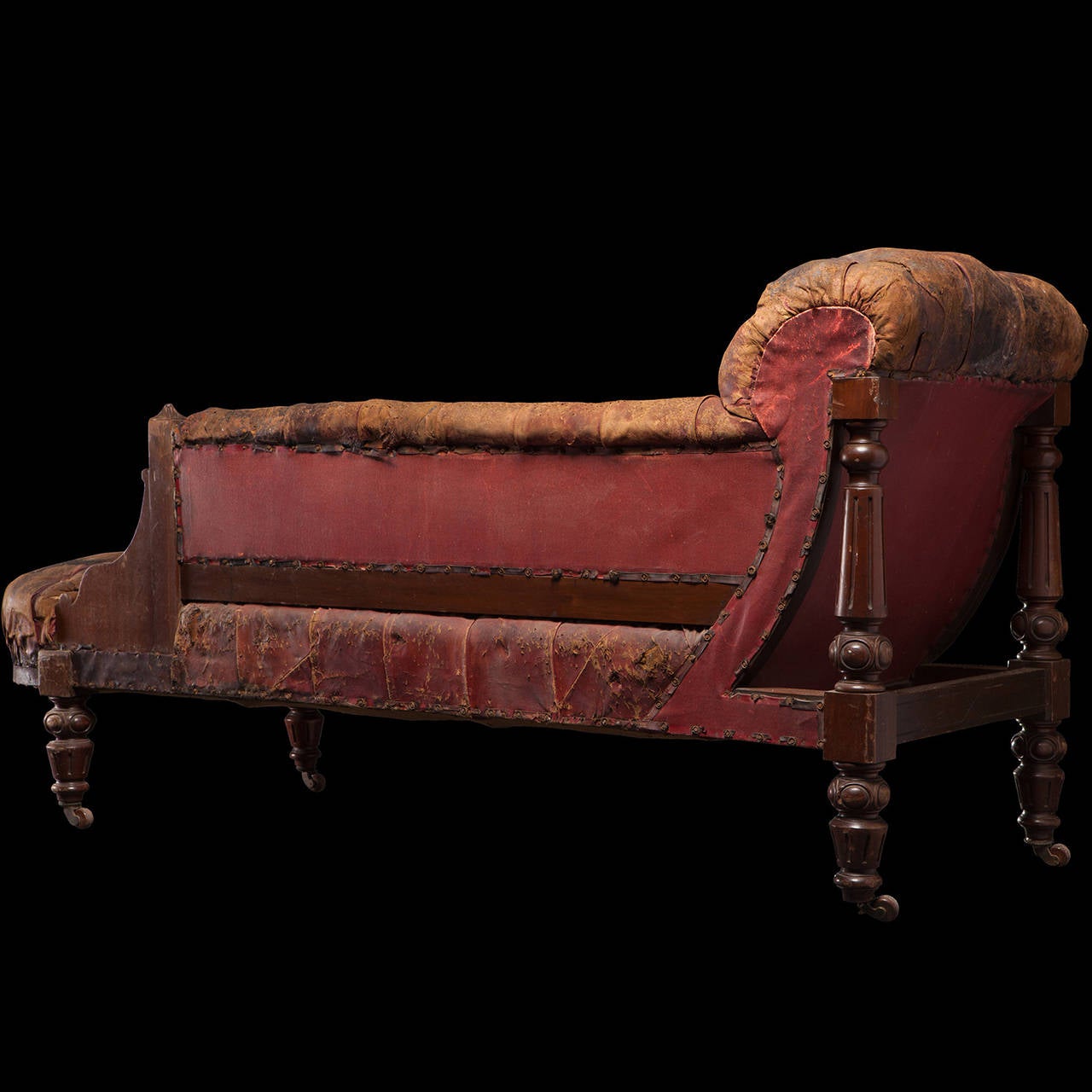 Leather Victorian Button Back Chaise Lounge