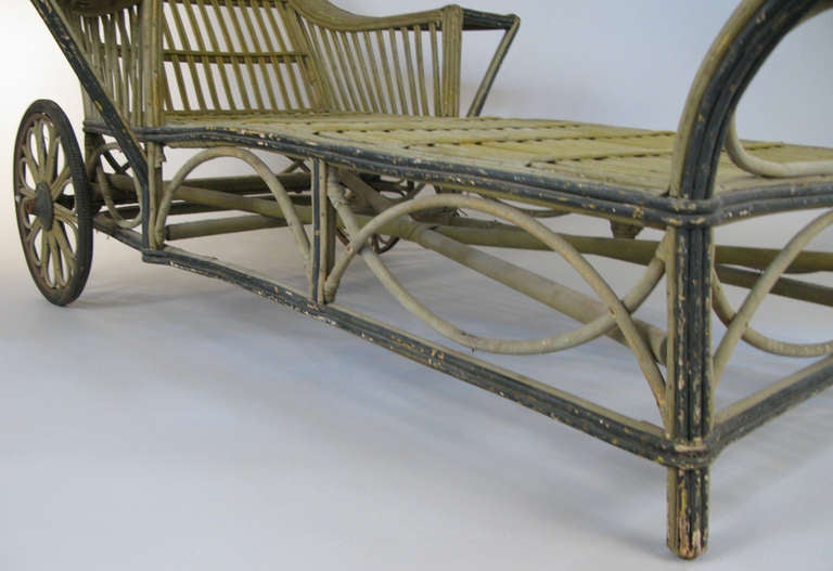 Antique Wicker Chaise Lounge 2