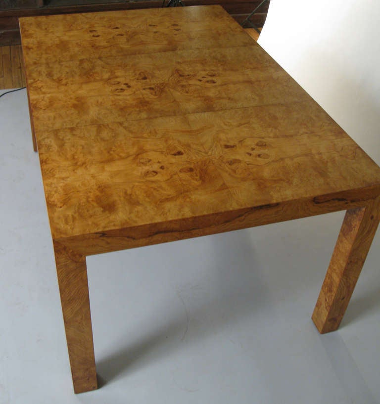 Mid-20th Century Vintage Modern Burled Parsons Extension Dining Table by Milo Baughman