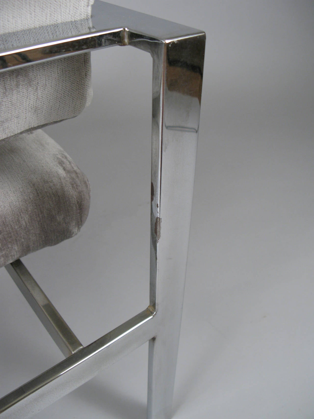 Pair of Vintage Chrome and Tufted Velvet Lounge Chairs by Milo Baughman 3