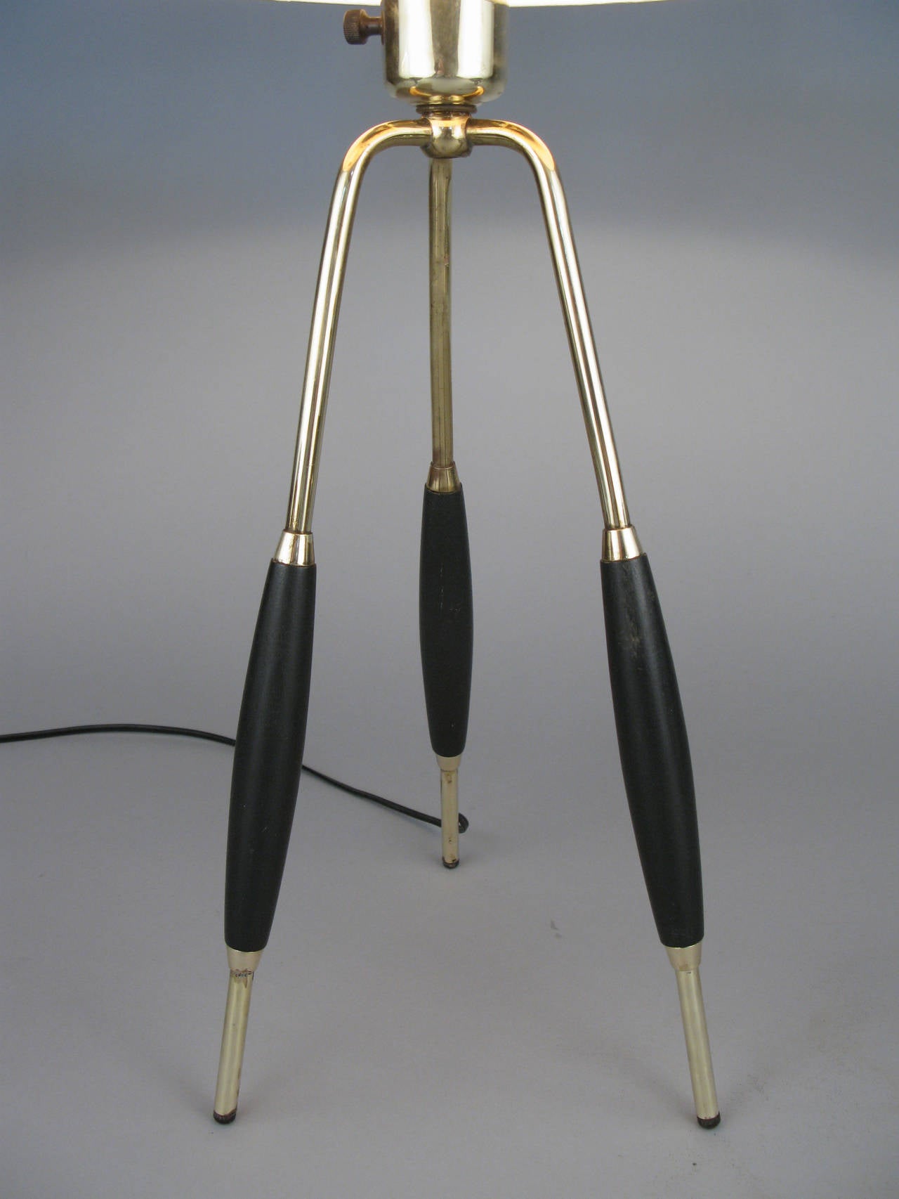 Mid-Century Modern Pair of Vintage 1950s Ebonized Wood and Brass Tripod Lamps by Gerald Thurston