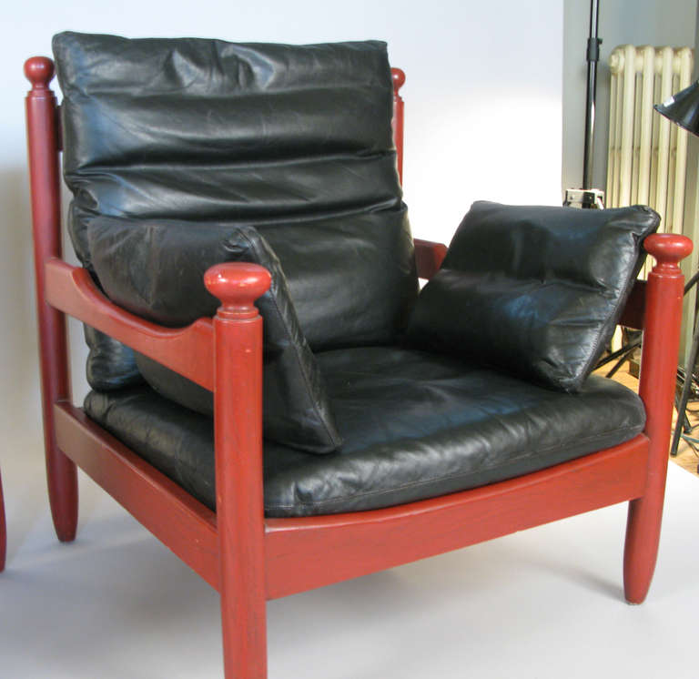 Pair of Danish Oak and Leather Lounge Chairs 1