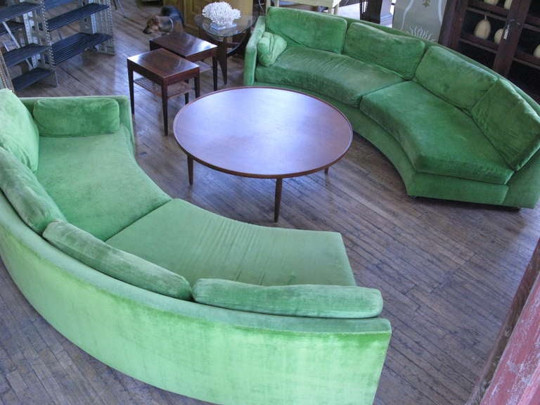 Semi Circular Curved Sectional Sofa by Milo Baughman 4