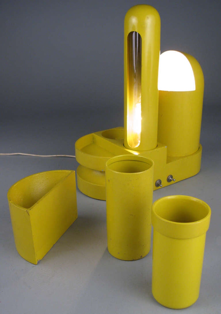 Rare Italian 'Rimorchiatore' Table Lamp by Gae Aulenti 2
