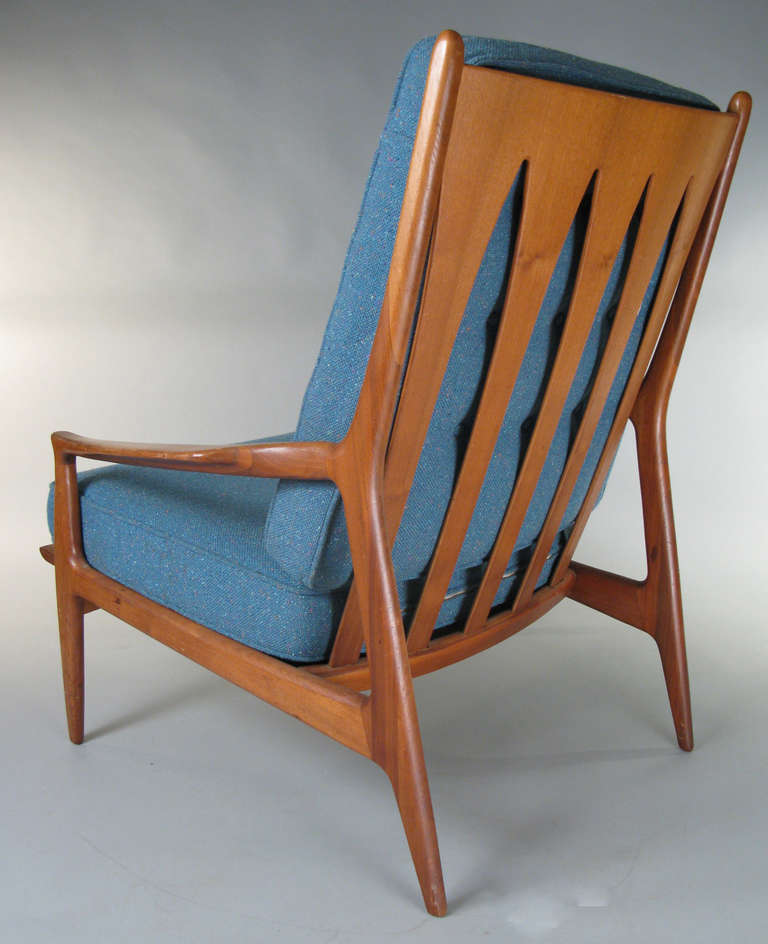 Mid-20th Century Pair of 1950s Walnut Lounge Chairs by Milo Baughman for Thayer Coggin